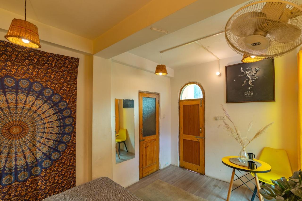 Nomads Hostel Касоль Экстерьер фото